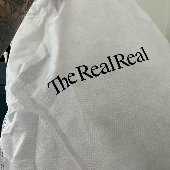 Gucci Monogram Bucket Hat - Picture 5 of 5